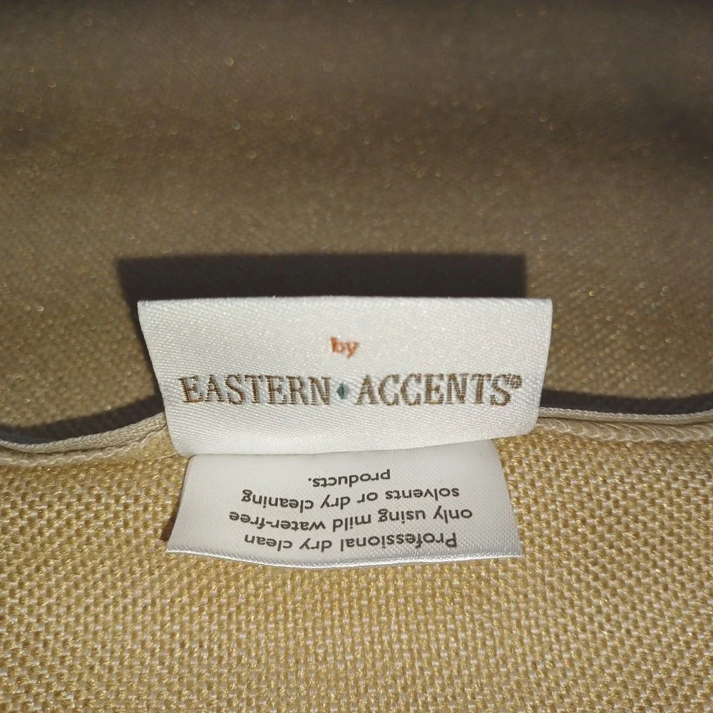 Eastern Accents niche by